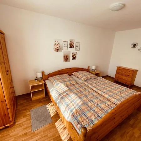 Feriehus Moselferienhaus Porten Ellenz-Poltersdorf